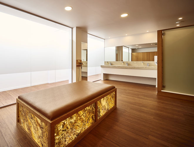 aelite salle de sport vestiaires signature